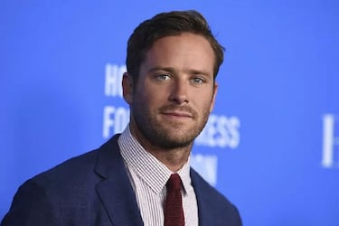 Armie Hammer, acusado por otra mujer de violación y abusos: "Pensé que iba a matarme"