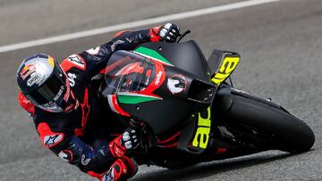 Dovizioso sobre su futuro con Aprilia: "Veremos..."