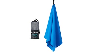 La toalla de microfibra y de secado rápido más vendida en Amazon sirve para casi todo: gimnasio, piscina, ‘camping’...