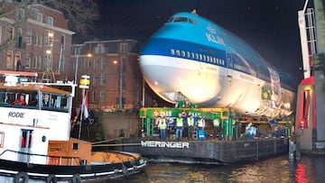 Boeing 747 Amsterdam Canales historia