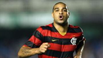Adriano cuando jugaba en Flamengo.