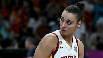 Spain's center Raquel Carrera reacts after losing the FIBA Women's EuroBasket 2025 final match between Spain and Belgium at the Peace and Friendship Stadium in Athens on June 29, 2025. (Photo by Aris MESSINIS / AFP)