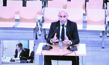 Luis Rubiales durante su declaración en el juicio. 
