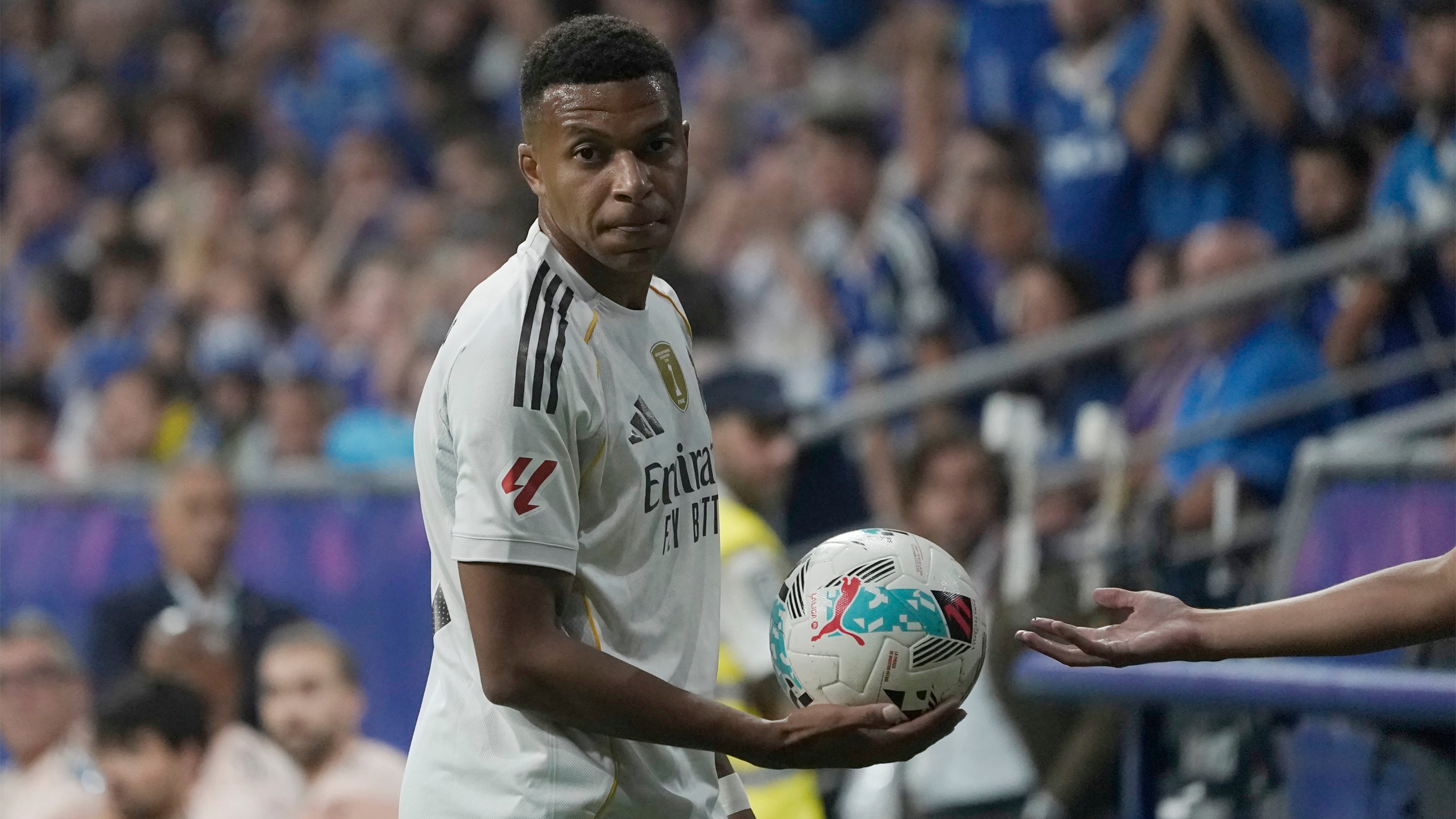 Mbappé sale de caza