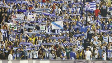 07/11/15 PARTIDO PRIMERA DIVISION
LEVANTE UD - DEPORTIVO DE LA CORUÑA
SEGUIDORES AFICION BUFANDAS GRADA