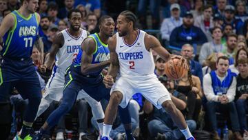 Kawhi Leonard, durante el partido de la NBA que ha enfrentado a Los Ángeles Clippers y a los Dallas Mavericks