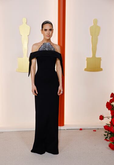 Jennifer Connelly a su llegada a la alfombra champagne.