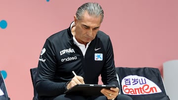 Spain's head coach Sergio Scariolo during the FIBA EuroBasket 2025 group C basketball match between Georgia and Spain,at the Spyros Kyprianou Arena in Limassol, Cyprus, 28 August 2025.
