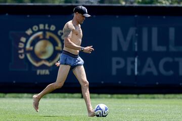 Luis Enrique en el entrenamiento del PSG.