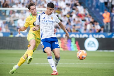 Arnau Solà y Radovanovic ultiman su adiós al Almería 