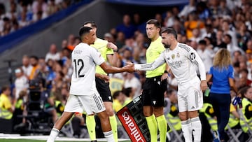 Carvajal entra a campo por Trent ante el Mallorca.