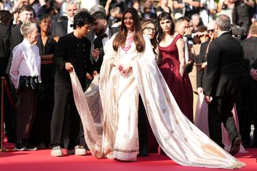 Aishwarya Rai Bachchan en la alfombra roja de  "The History of Sound".