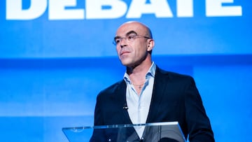 El candidato de VOX al Parlamento Europeo para el 9J, Jorge Buxadé, interviene durante un debate electoral, a 3 de junio de 2024, en Madrid (España). El debate a seis de los candidatos a las elecciones al Parlamento Europeo del próximo domingo 9 de junio ha sido organizado por ‘El País’ y la ‘Cadena SER’.
03 JUNIO 2024;DEBATE;ELECCIONES EUROPEAS;9J
Claudio Álvarez / EL PAÍS
03/06/2024