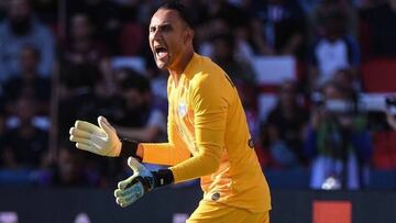 Keylor Navas sorprende con nuevo look en la vuelta del PSG
