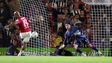 Portero de Grimsby Town tras eliminar al United: “Estoy furioso, soy fan del Manchester”