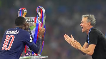 Dembélé y Luis Enirque celebran la Champions de 2025.