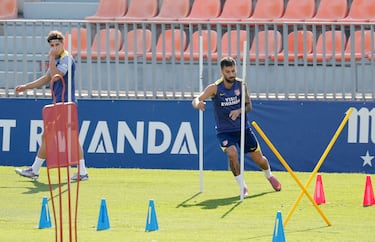Álex Baena durante el entrenamiento. 