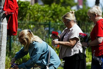 Homenajes en el estadio de Anfield, sede del Liverpool, en memoria de Diogo Jota, fallecido a los 28 años.