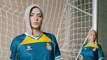 La tercera camiseta, con la senyera