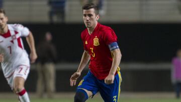 Gayà con la Selección Sub-21.