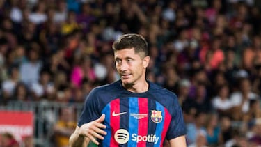 Pedri-Lewandowski, una pareja de cuidado