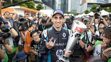 podium ambiance BUEMI Sebastien (Sui) Renault Z.E. 16 Renault - eDAMS Action during the 2017 Formula E championship, at Hong Kong, from october 7 to 9 2016 - Photo Frederic Le Floc'h / DPPI 09/10/16
FOTO ENVIADA RAFAEL.PAYA.
PUBLICADA 10/10/16 NA MA39 2COL