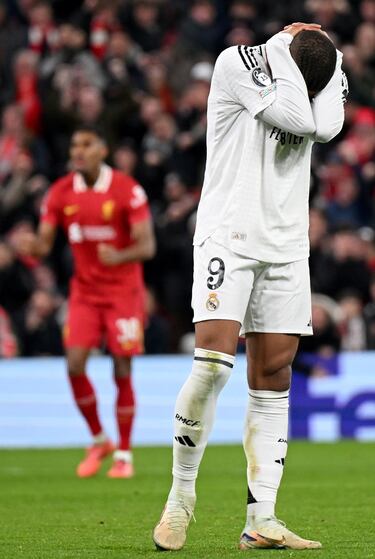 Mal partido de Kylian Mbappé, desangelado, errático y, a ratos, desaparecido.