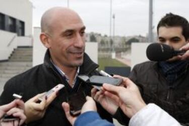 La justicia ordena a Luis Rubiales doblar la manutención de cada una de sus tres hijas