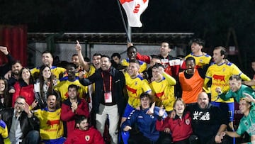 Fiesta grande en Ontiñena: “Al final acabamos juntos en el bar. El fútbol regional es esto”
