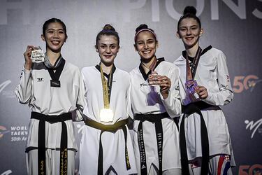 Adriana Cerezo completa su colección: bronce en los Mundiales