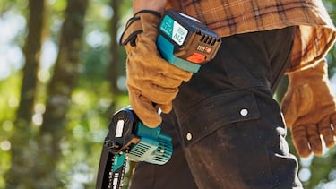 Así es la minimotosierra eléctrica a batería más vendida en Amazon