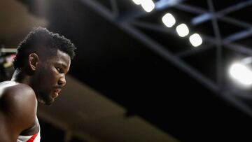 BOISE, ID - MARCH 15: Deandre Ayton #13 of the Arizona Wildcats looks on against the Buffalo Bulls during the first round of the 2018 NCAA Men's Basketball Tournament at Taco Bell Arena on March 15, 2018 in Boise, Idaho. Ezra Shaw/Getty Images/AFP
== FOR NEWSPAPERS, INTERNET, TELCOS & TELEVISION USE ONLY ==