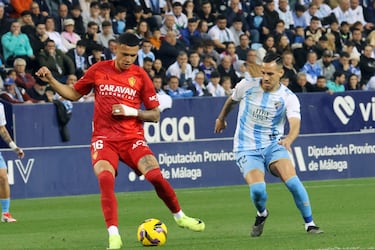 El Zaragoza se alivia y traslada los nervios al Málaga