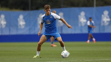 Diego Gómez tiene su futuro inmediato lejos del Deportivo.