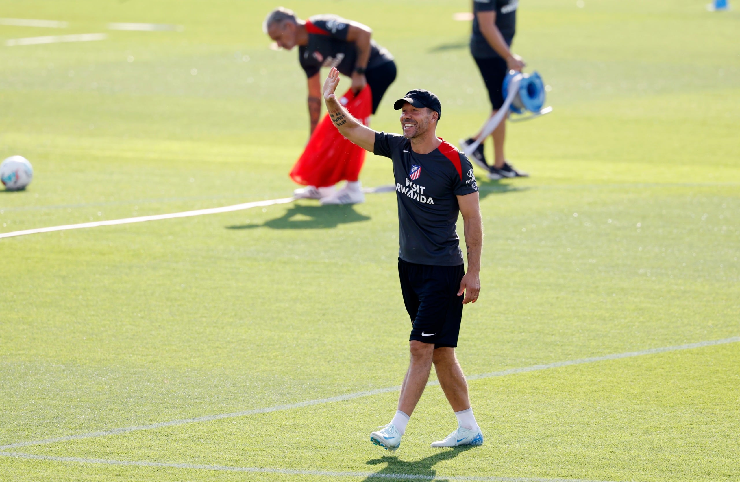 Simeone: “El equipo necesita evolucionar a la altura de lo que está evolucionando el club”