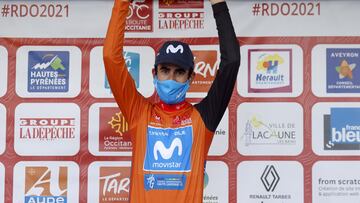 Antonio Pedrero celebra su victoria en la Ruta de Occitania.