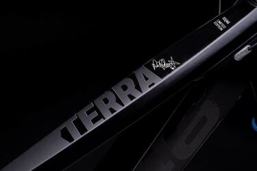 VR46 Terra e-MTB: Valentino Rossi lanza su primera bici eléctrica