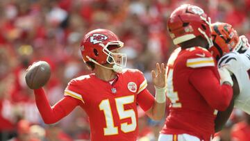 KANSAS CITY, MISSOURI - SEPTEMBER 15: Quarterback Patrick Mahomes #15 of the Kansas City Chiefs throws a pass against the Cincinnati Bengals during the first quarter at GEHA Field at Arrowhead Stadium on September 15, 2024 in Kansas City, Missouri. Jamie Squire/Getty Images/AFP (Photo by JAMIE SQUIRE / GETTY IMAGES NORTH AMERICA / Getty Images via AFP)