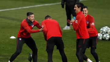 El Atlético, ya con Savic, en un entrenamiento.