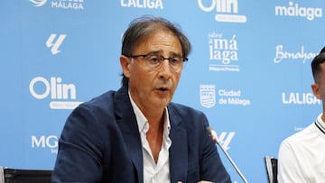 Loren atendía a los medios en la presentación de Joaquín Muñoz.