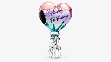 Celebra las ocasiones especiales con un ‘charm’ de Pandora en plata de primera ley