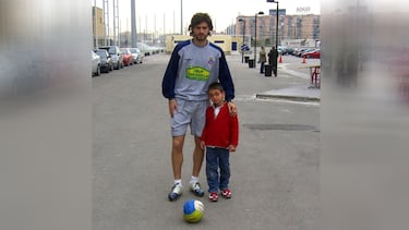 Con el eterno capitán Dani Jarque, en una imagen altamente emotiva.