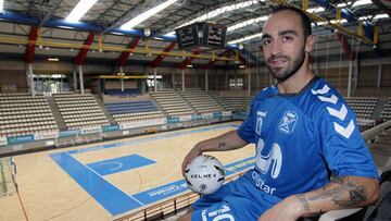 Ricardinho posa en el pabellón Jorge Garbajosa de Torrejón donde este jueves arranca la final de la Liga.