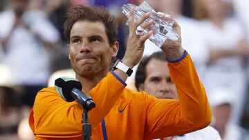 Nadal descansa con dudas para preparar la campaña de tierra