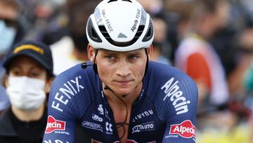 Van der Poel probará la espalda para decidir su calendario