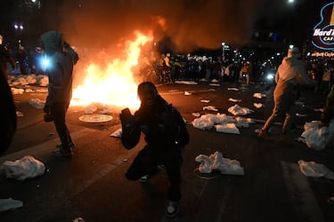Vandalismo disturbios celebración en philadelphia.