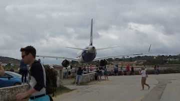 Esto es lo que ocurre cuando subestimas el poder de las turbinas de un avión