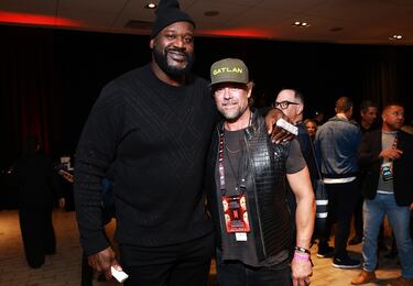  Shaquille O'Neal y el actor Josh Duhamel.