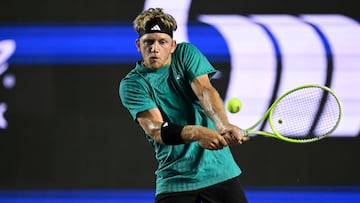 Spain's Alejandro Davidovich Fokina returns the ball to Australia's James Duckworth during the Mexico ATP Open men's singles tennis match at the Cabo Sports Complex in Los Cabos, Baja California, Mexico on July 16, 2025. (Photo by Alfredo ESTRELLA / AFP)