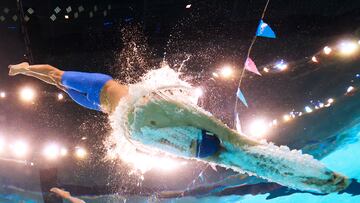 Fenómeno mundial Marchand: de los secretos del nado subacuático a la piscina de la polémica